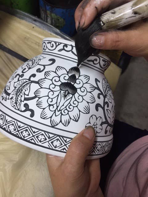 Blue and White Hand Painted Landscape 16'' Height Drum Stool