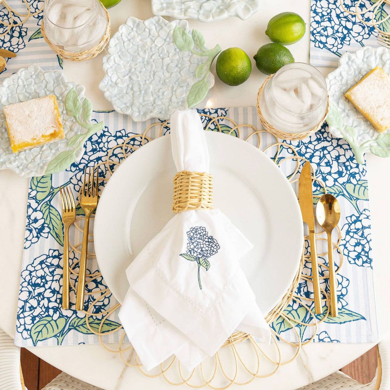 Hydrangea Stem Reversible Placemat